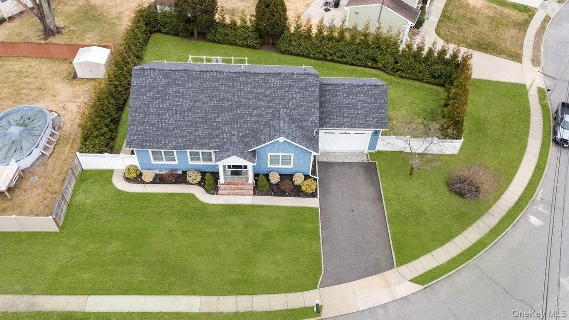 Photo of 66 Arch Drive