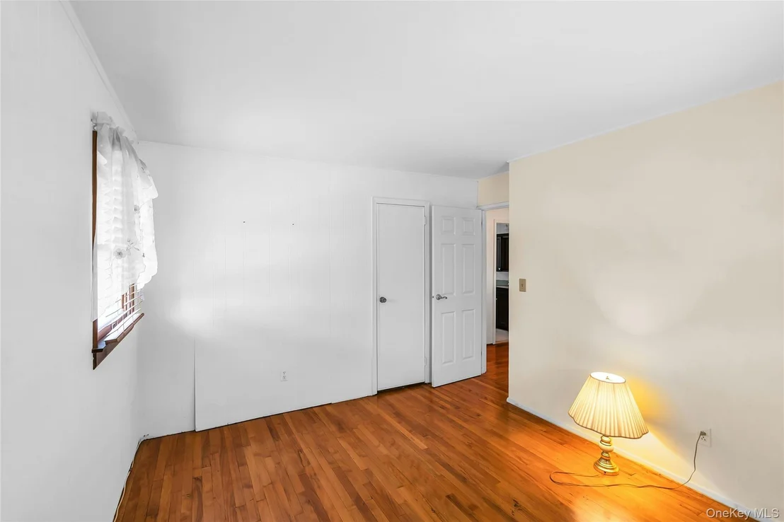 Photo of 4 Crabapple Lane