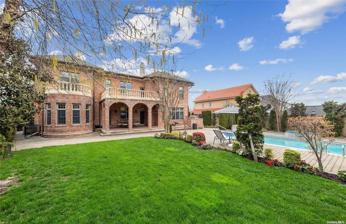 Photo of 5 Center Drive
