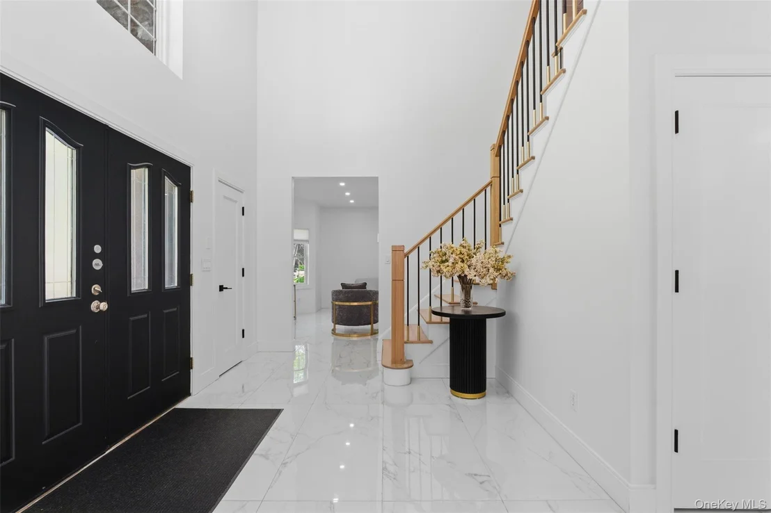 Photo of 105 Hempstead Road