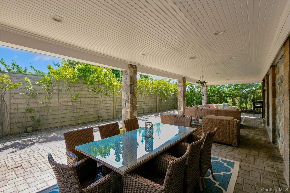 Photo of 879 Oceanfront