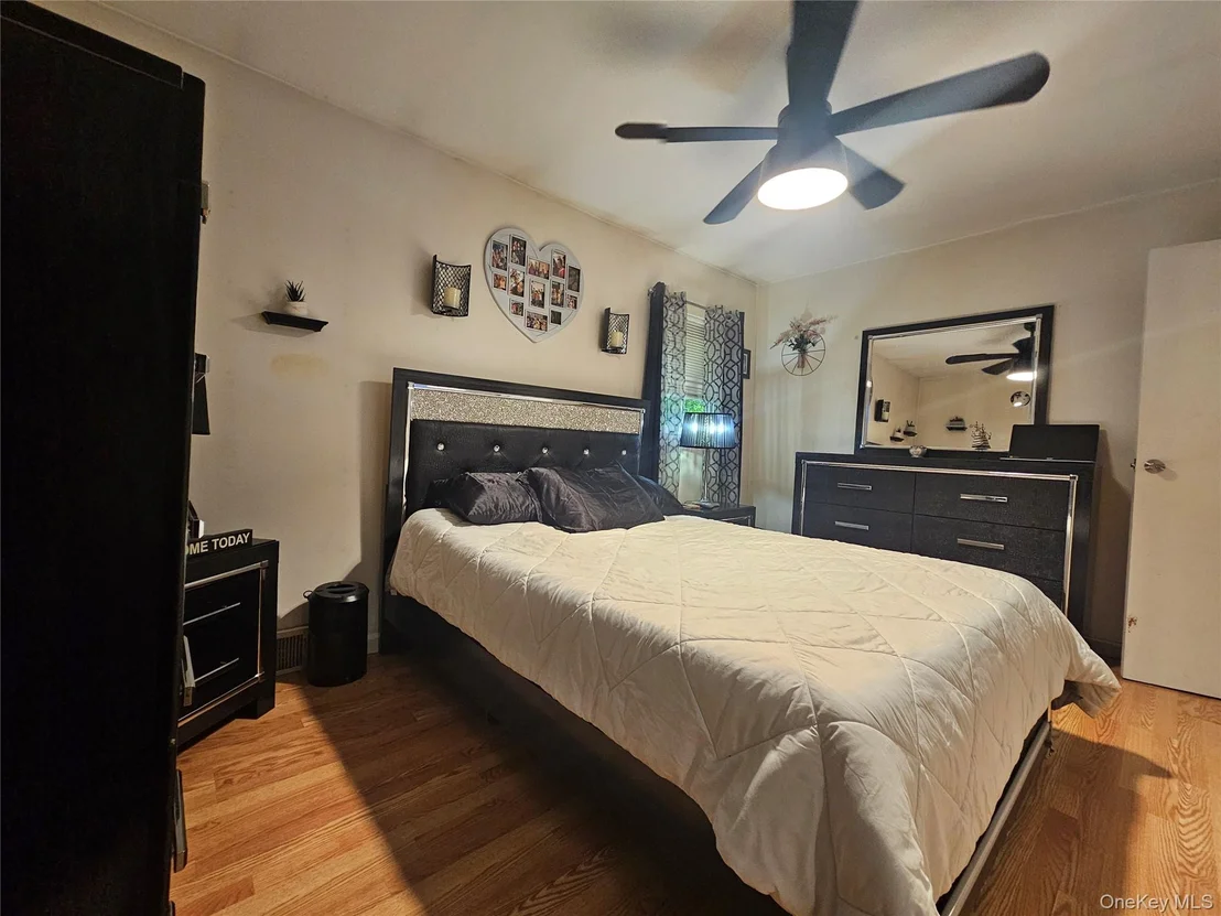 Photo of 4 Pinegrove Drive