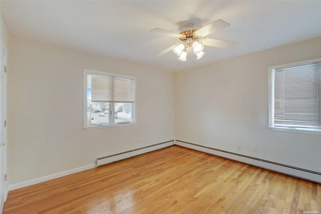 Photo of 974 Middle Bay Drive