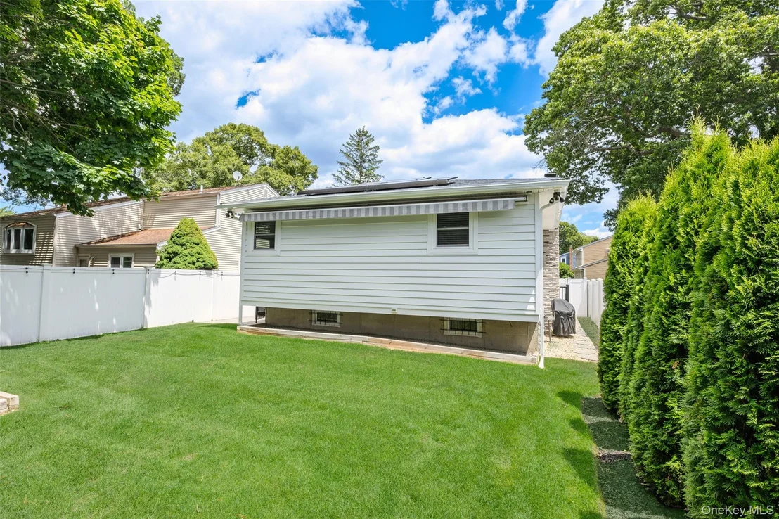 Photo of 56 Morris Avenue