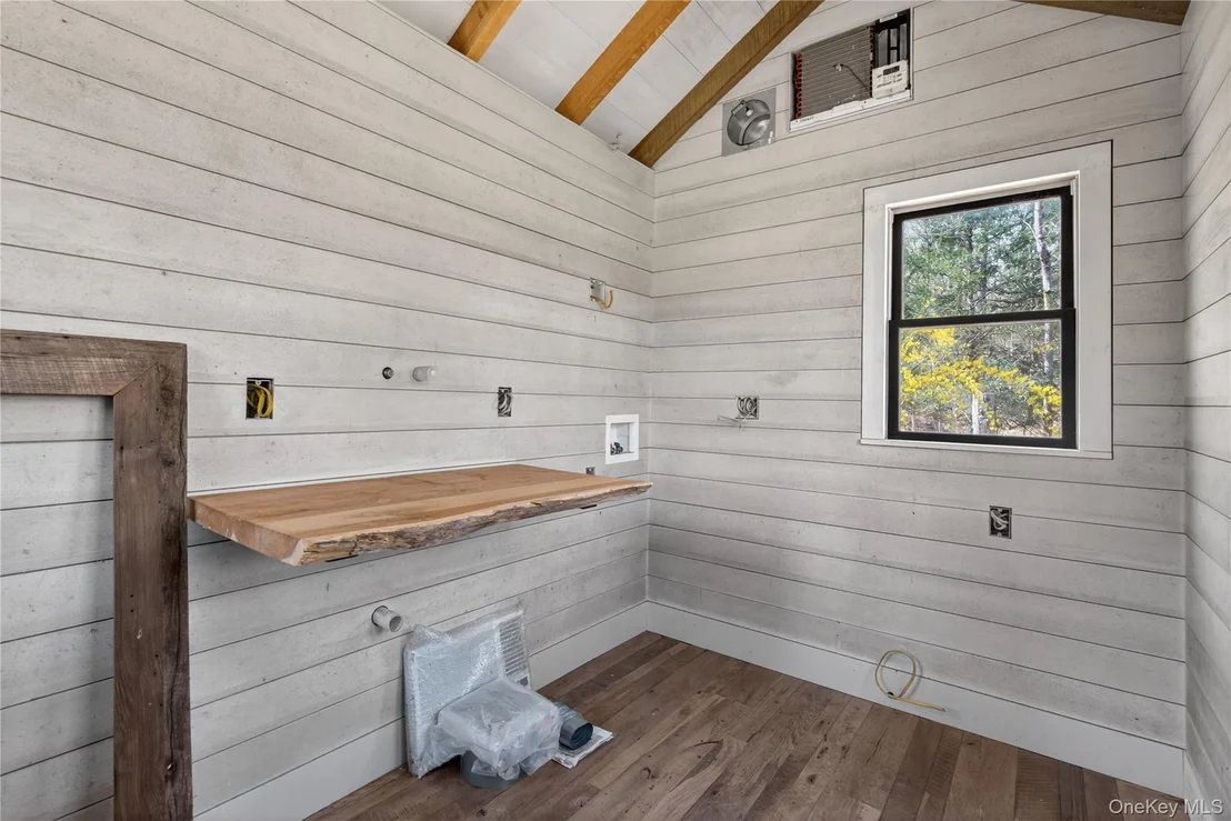 Photo of 1063 Sawkill Road