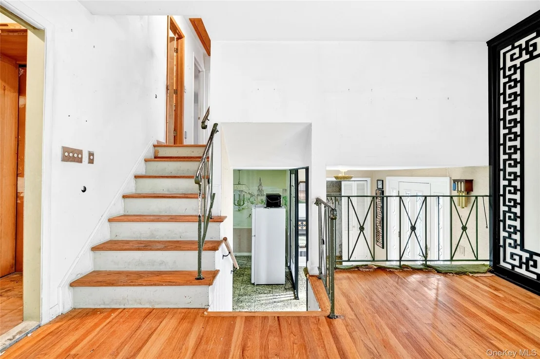 Photo of 2 Forest Knoll Drive