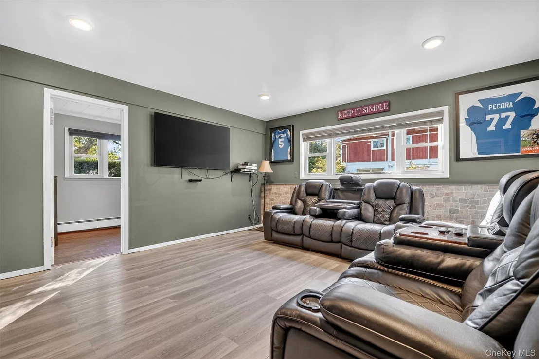Photo of 22 Parkside Drive