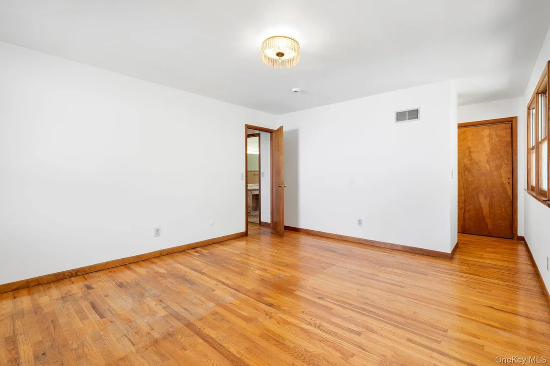 Photo of 37 Cathy Road