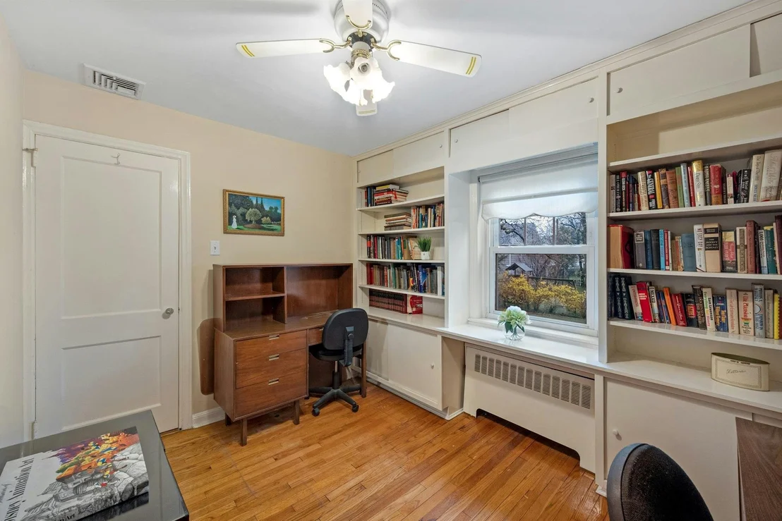Photo of 413 Stellar Avenue