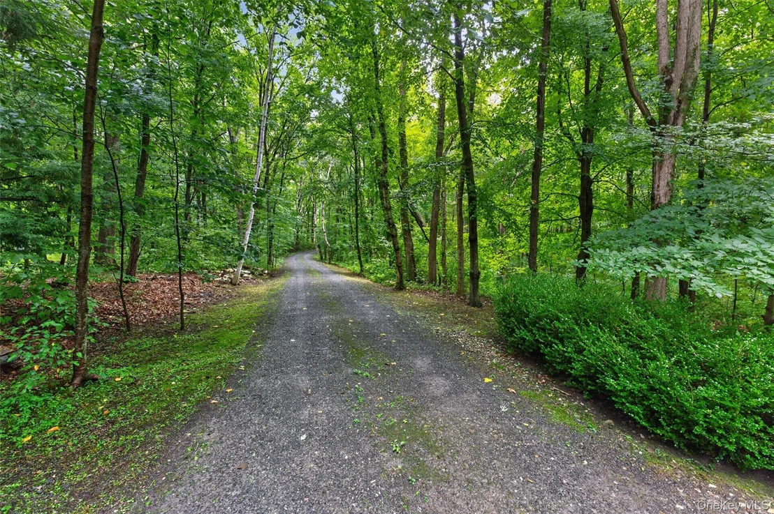 Photo of 224 Under Mountain Road