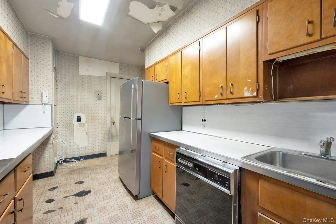 Photo of Unit 1A at 3 Alden Place