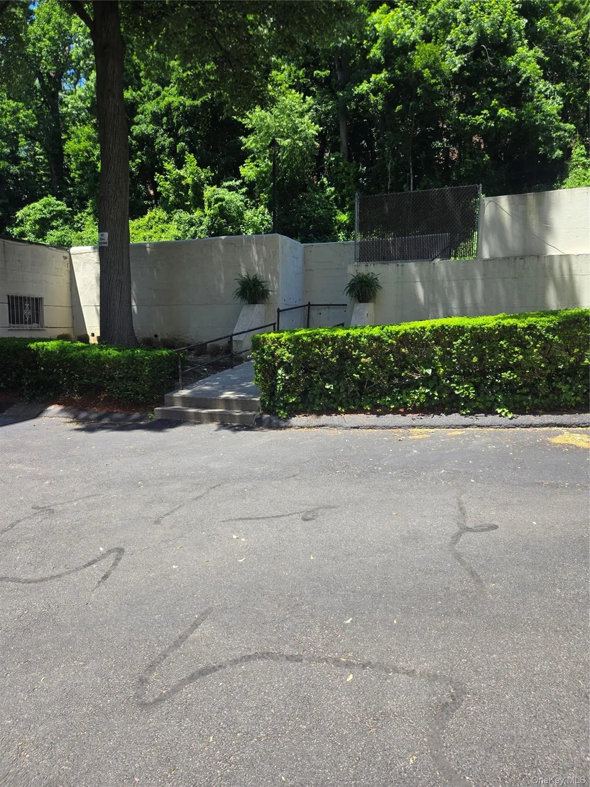 Photo of Unit 3F at 765 Bronx River