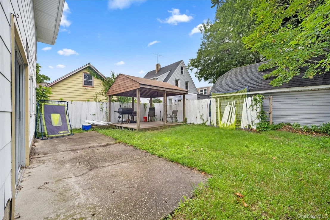 Photo of 284 Baldwin Road