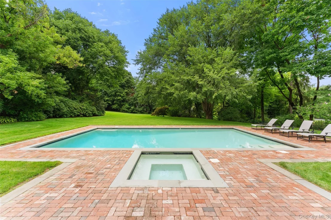 Photo of 15 Sheldrake Road