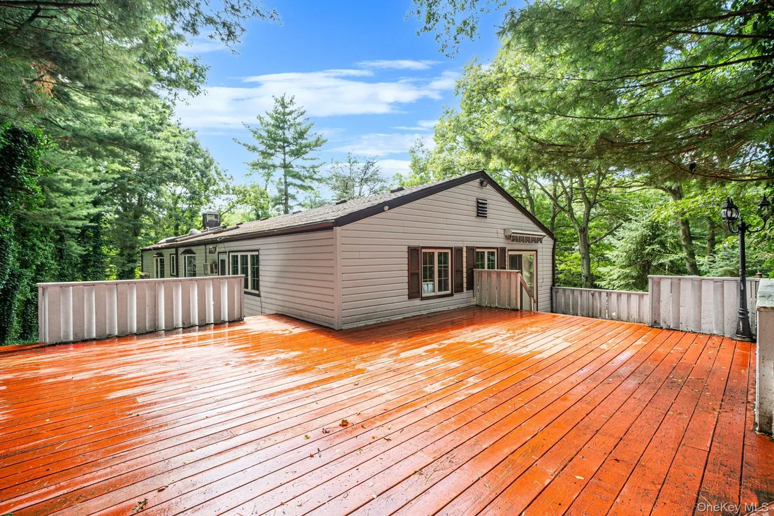Photo of 23 Colonial Drive