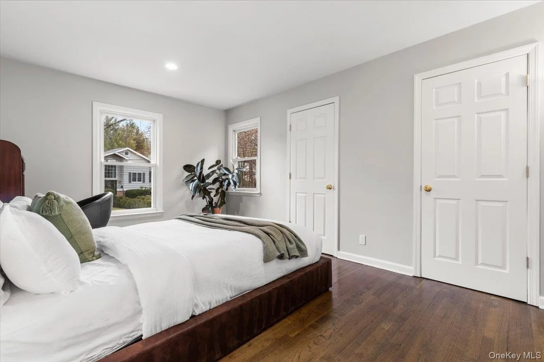 Photo of 14 Edgemont Circle