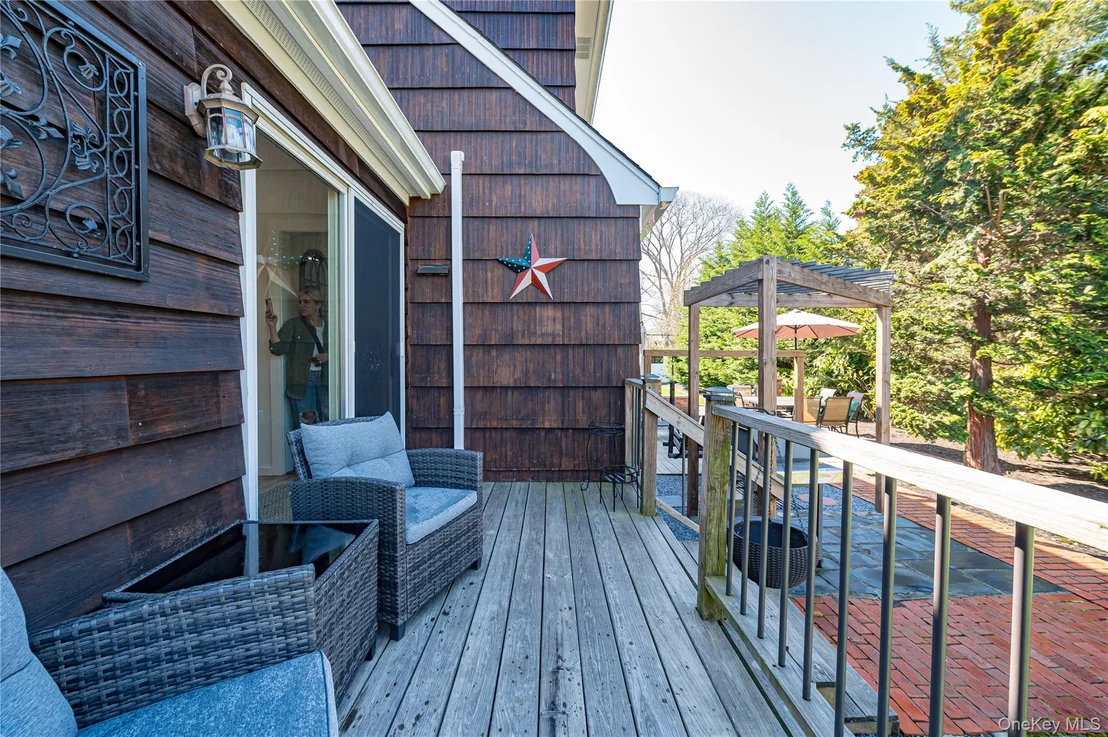 Photo of 256 4th Avenue