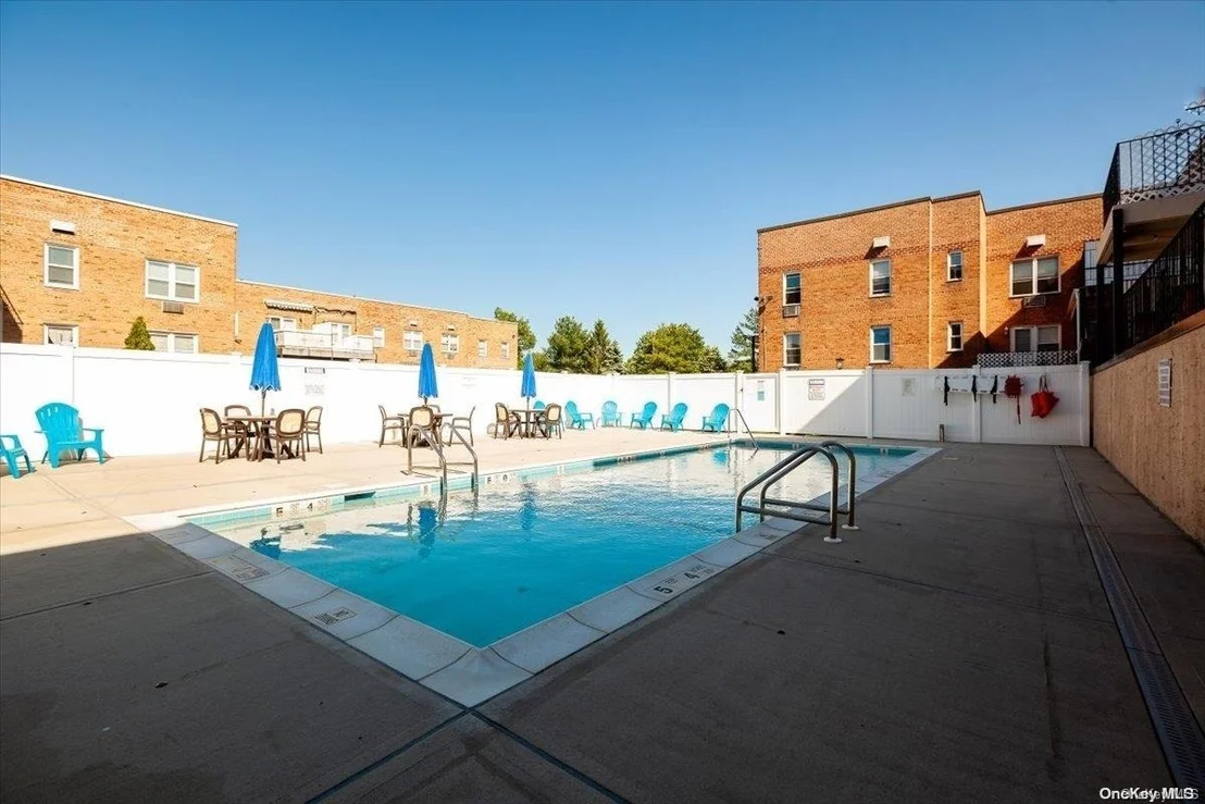 Photo of Unit 19B at 596 Broadway