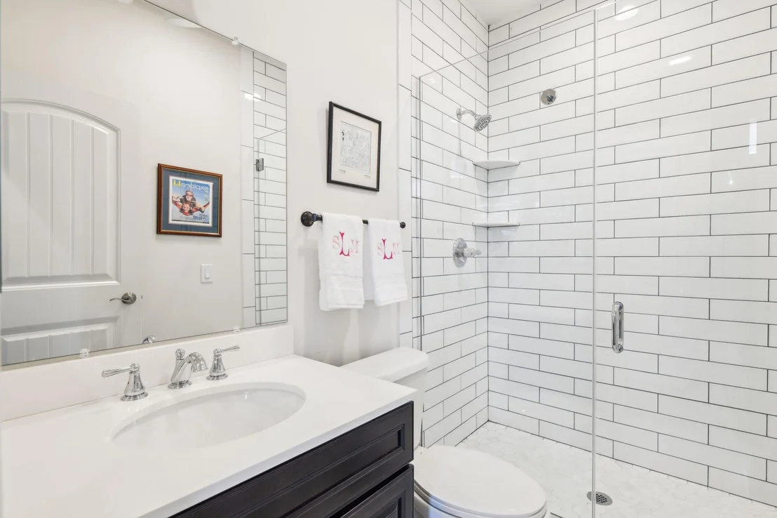 Photo of 38 Baycrest Avenue