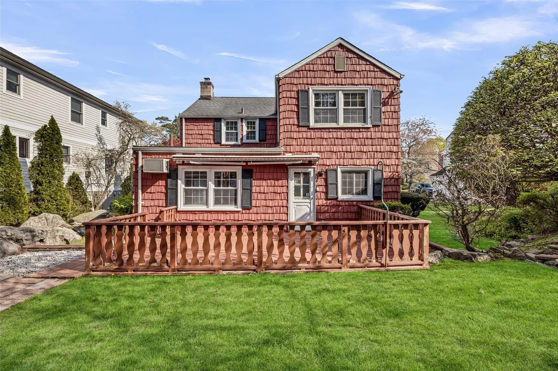 Photo of 62 Henry Avenue