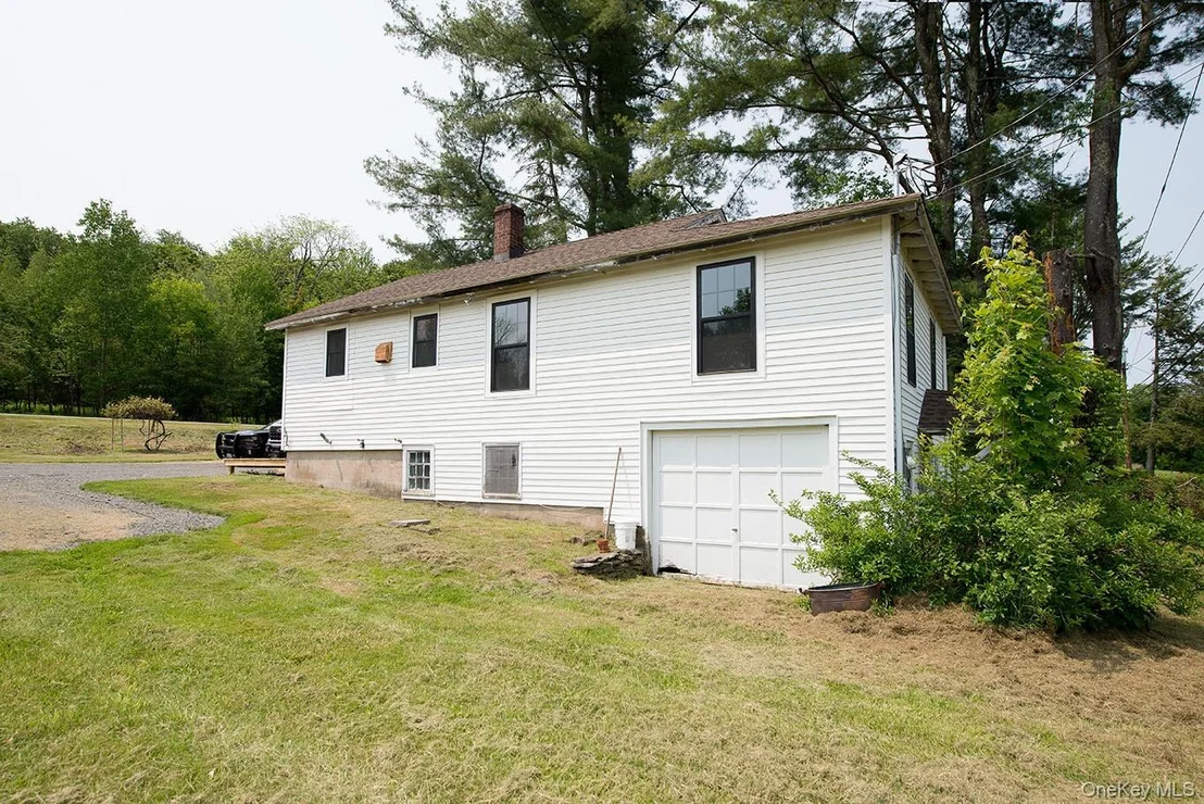 Photo of 1132 Old Route 17