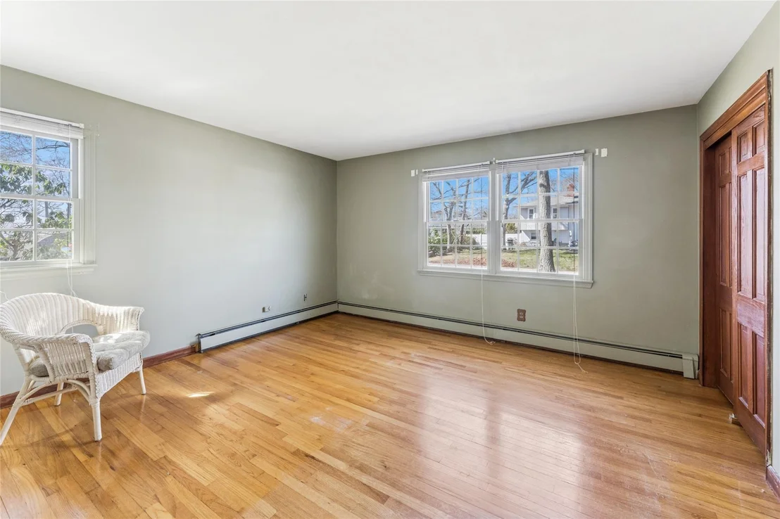 Photo of 46 Neptune Avenue