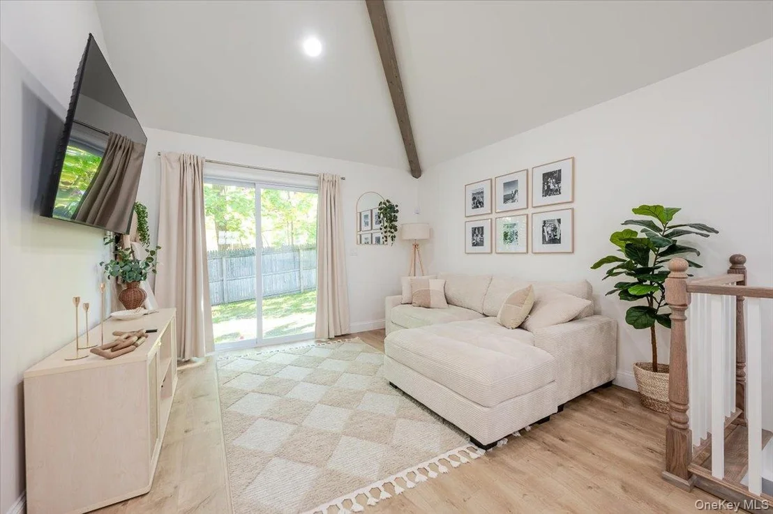 Photo of 55 Hickory Road