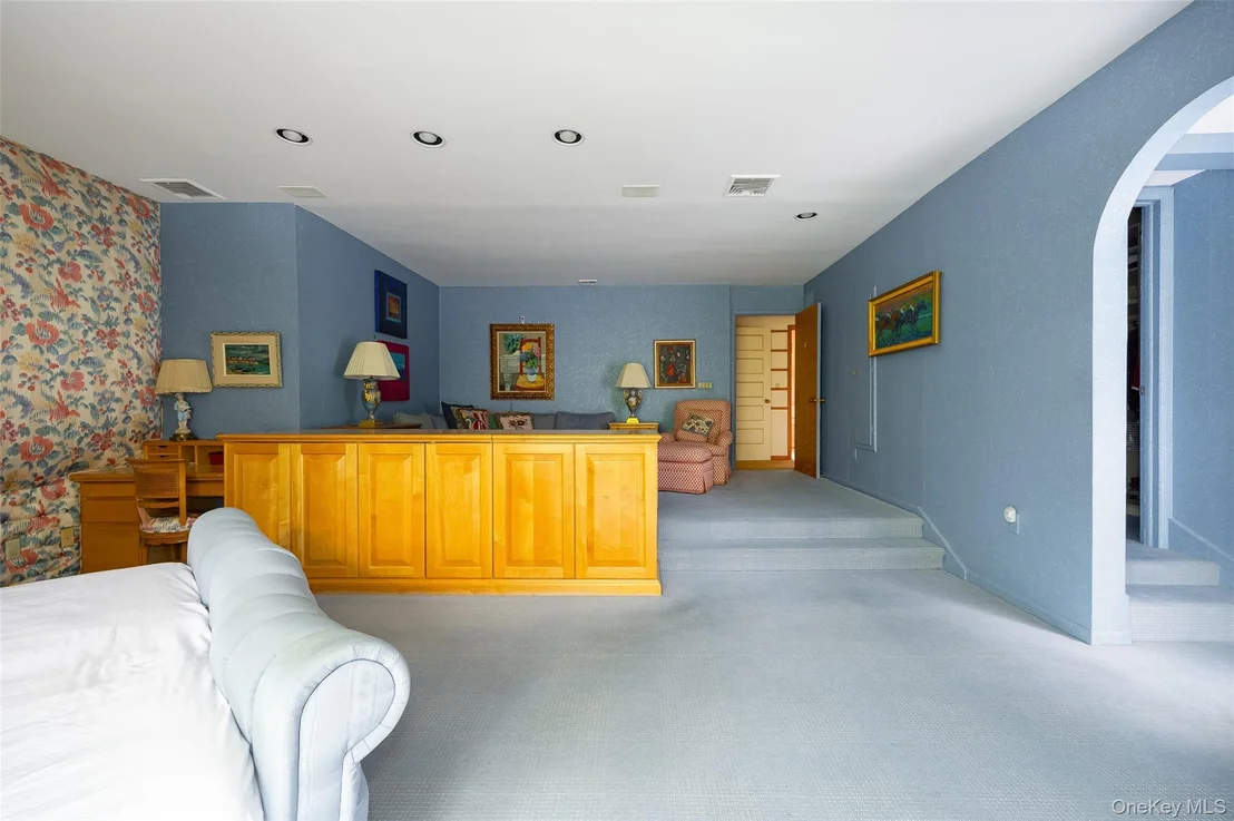 Photo of 42 Yates Boulevard