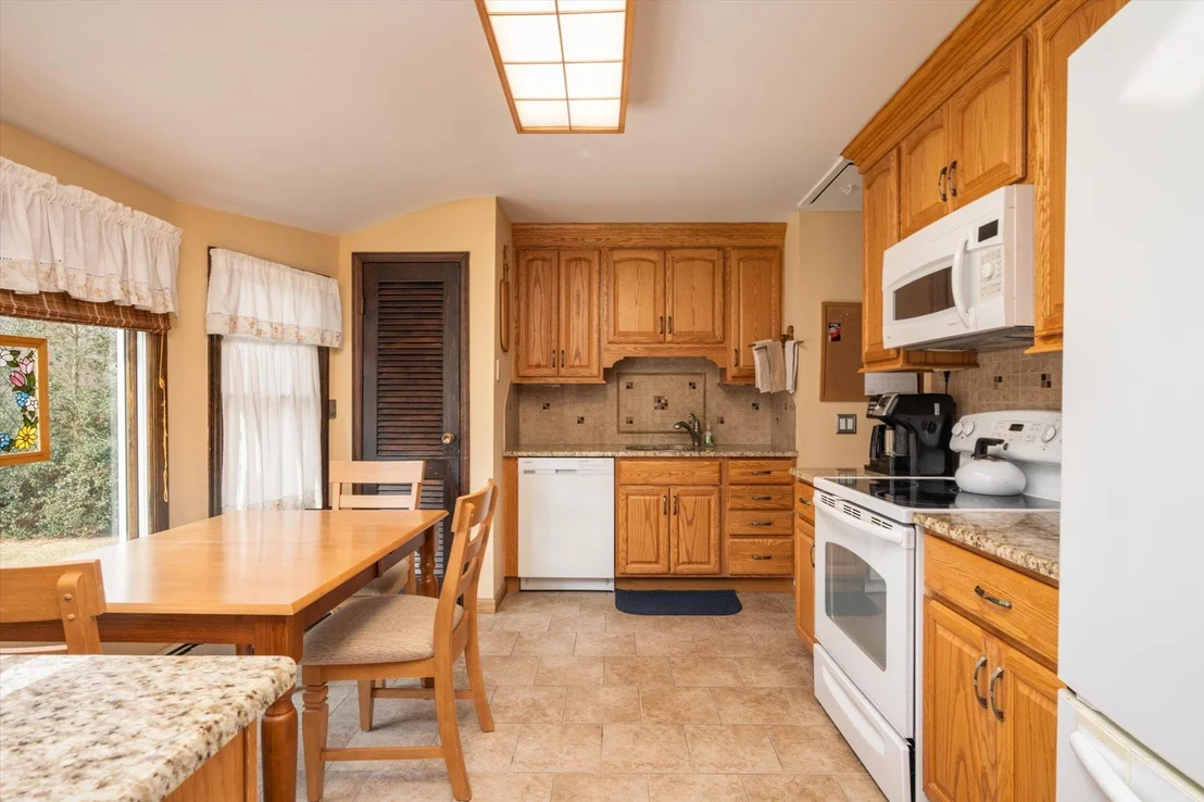 Photo of 18 Howe Road