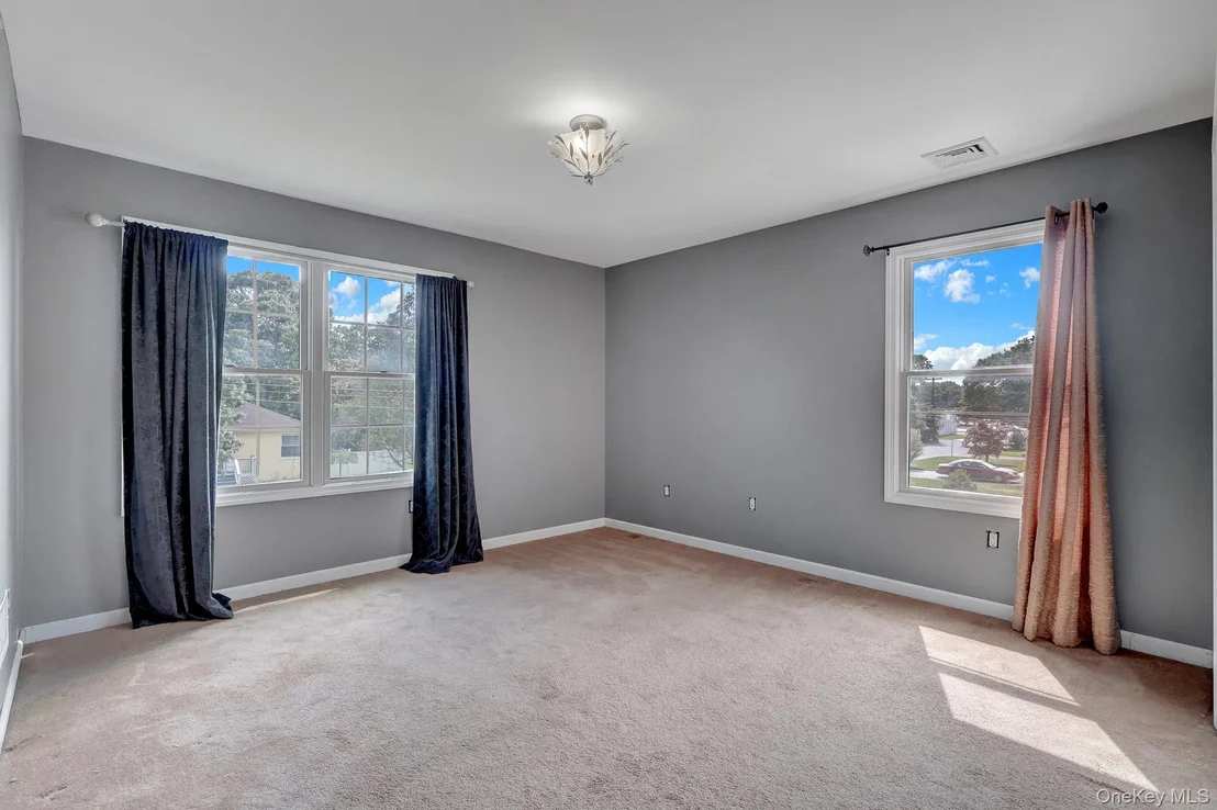 Photo of 21 Morris Avenue
