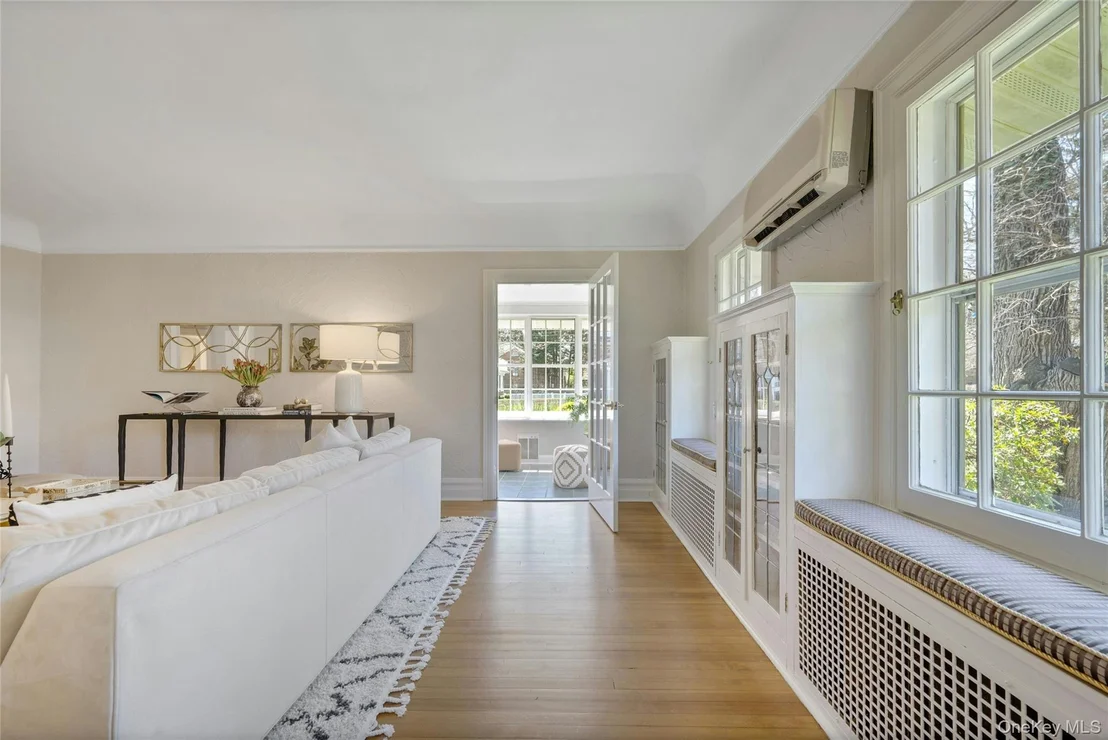 Photo of 5 Witherbee Avenue