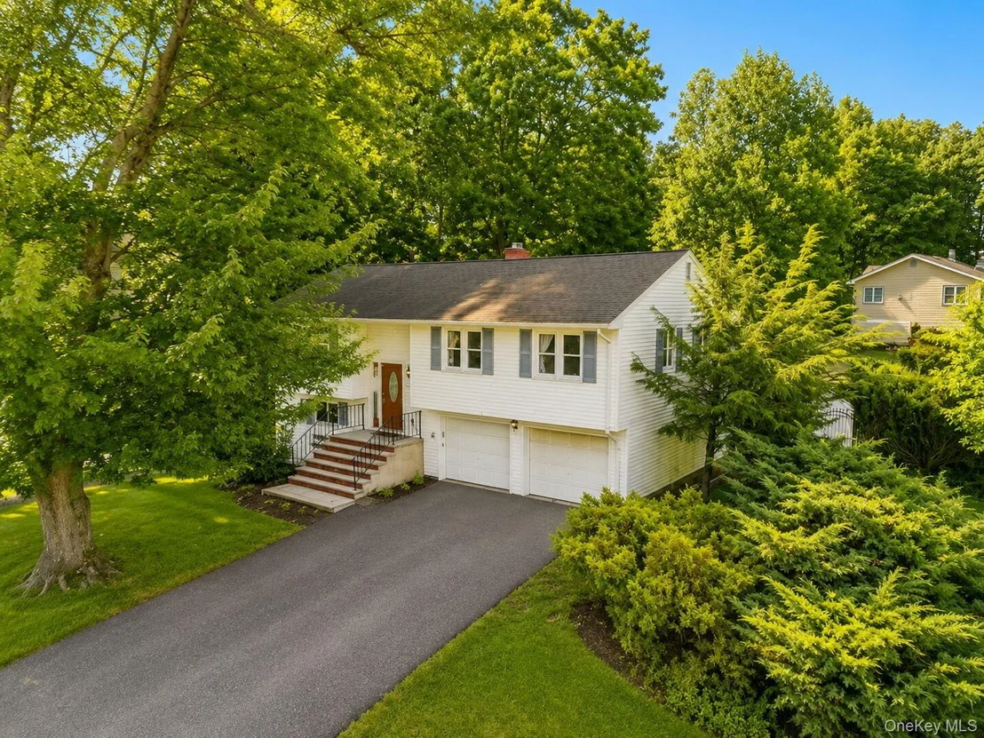 Photo of 132 Hilltop Road