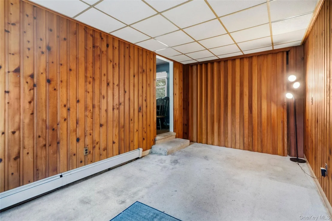 Photo of 1691 Ivanhoe Drive