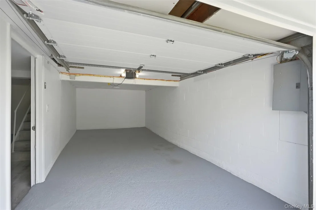 Photo of 22 W Marshall Drive