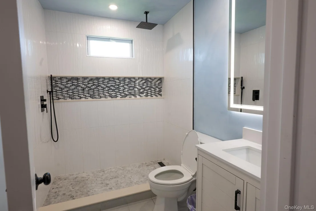 Photo of 8 Silver Road