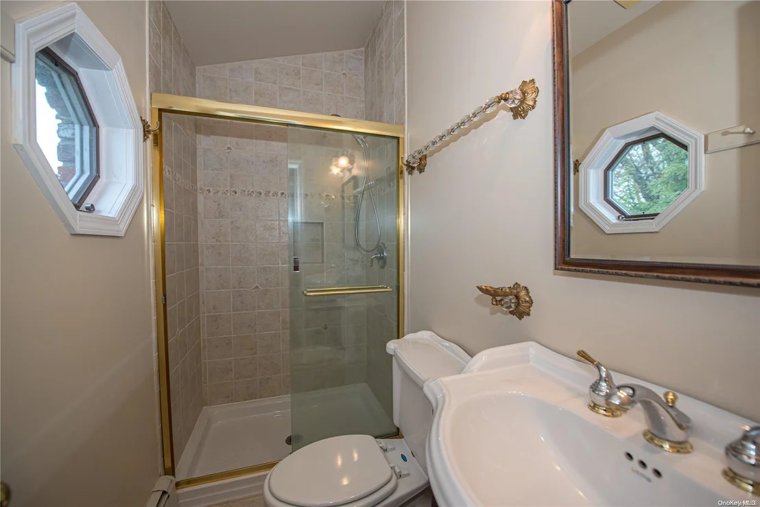 Photo of 70 Steven Place