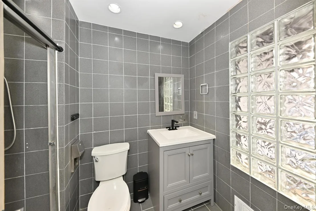 Photo of 11 Lomond Avenue