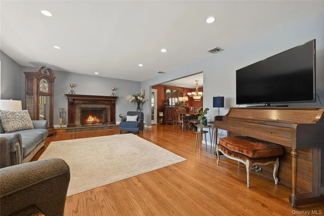 Photo of 11 Rumson Road