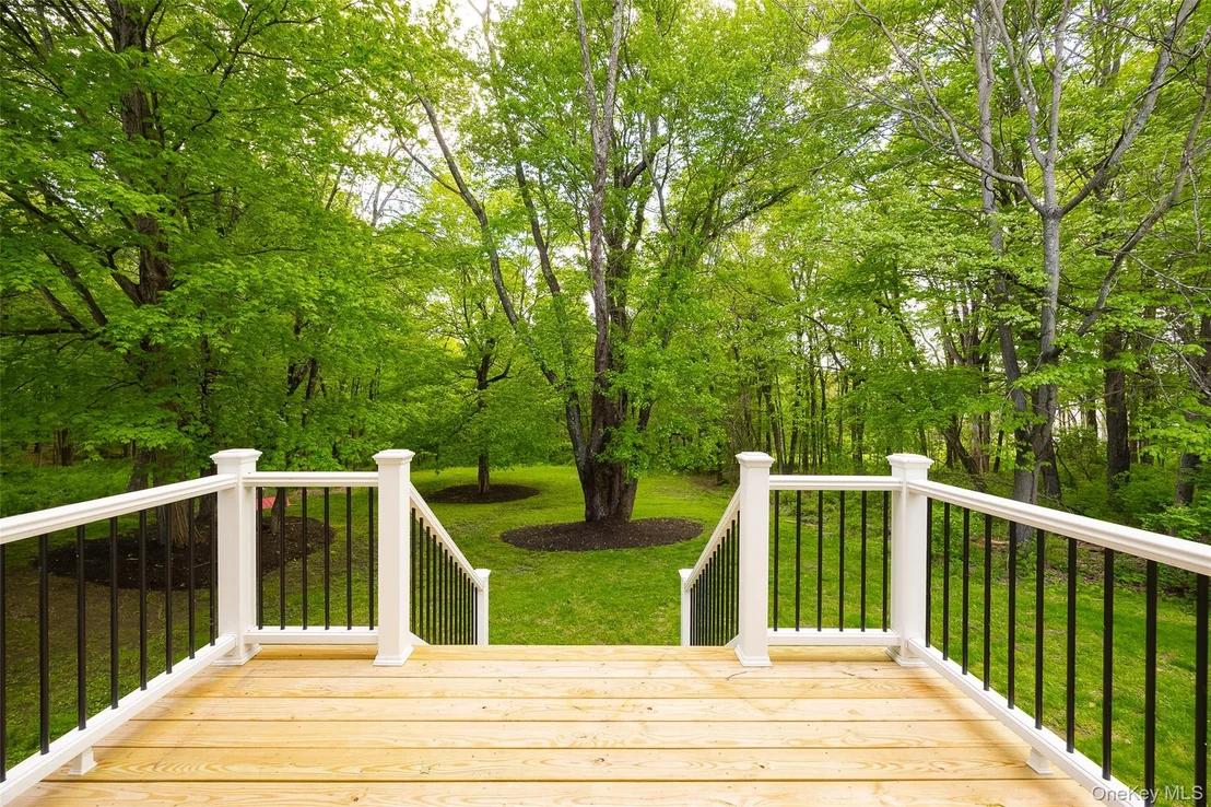 Photo of 76 Rockledge Drive