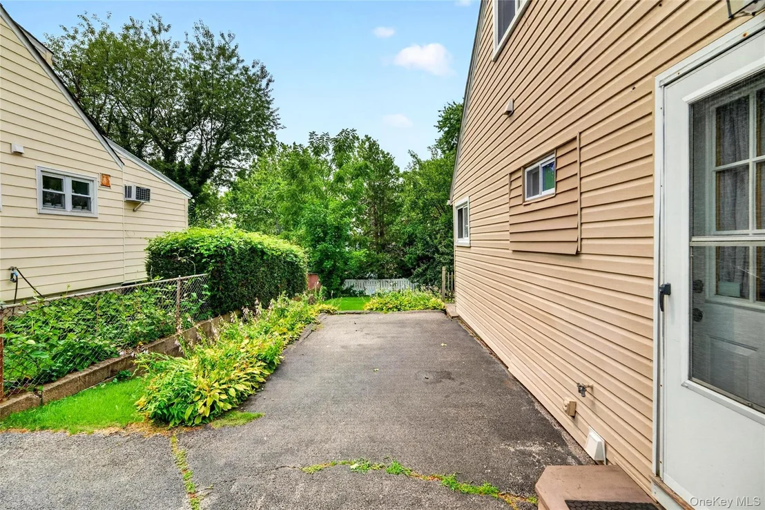 Photo of 83 Newkirk Road