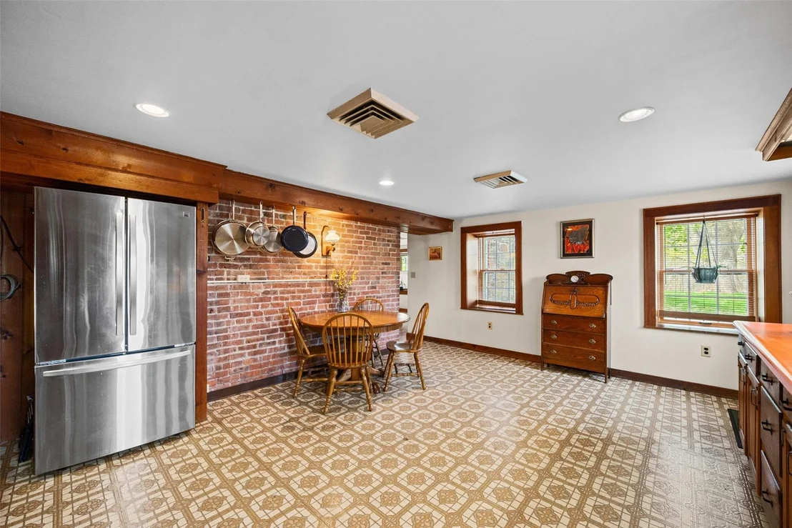 Photo of 353 Berea Road
