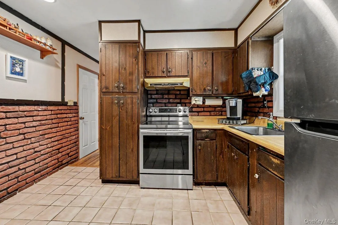 Photo of 21 Clematis Road