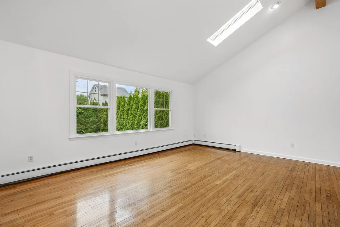 Photo of 13 Pine Street