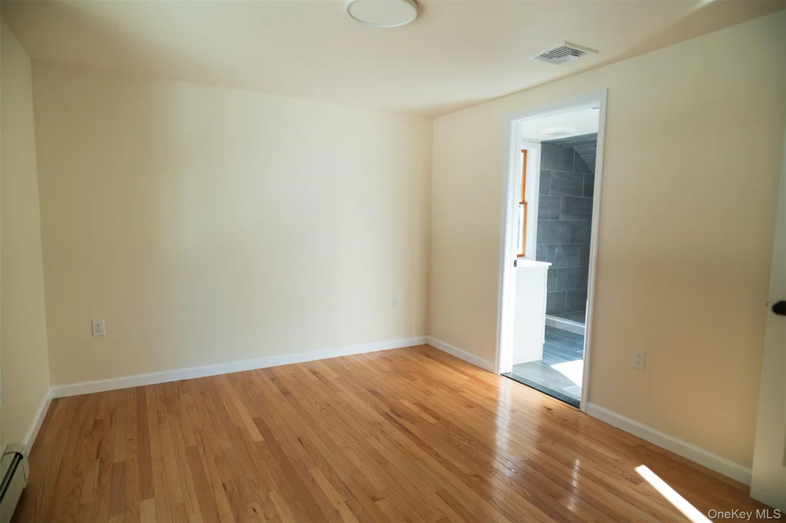 Photo of 35 Rapalje Road