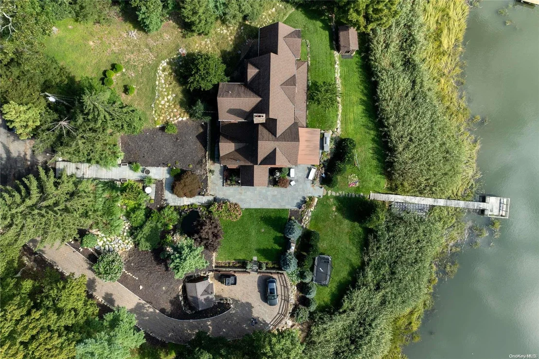 Photo of 100 Riverview Terrace