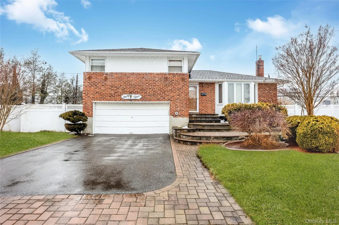 Photo of 43 Maplewood Drive