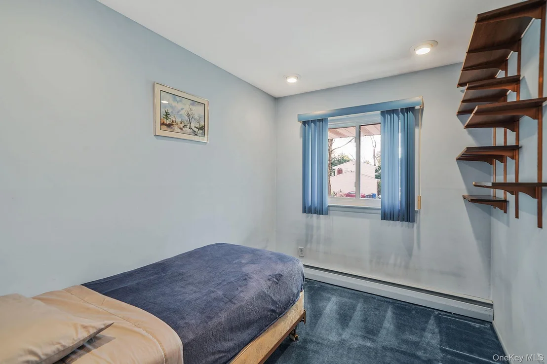 Photo of 13 Bee Drive