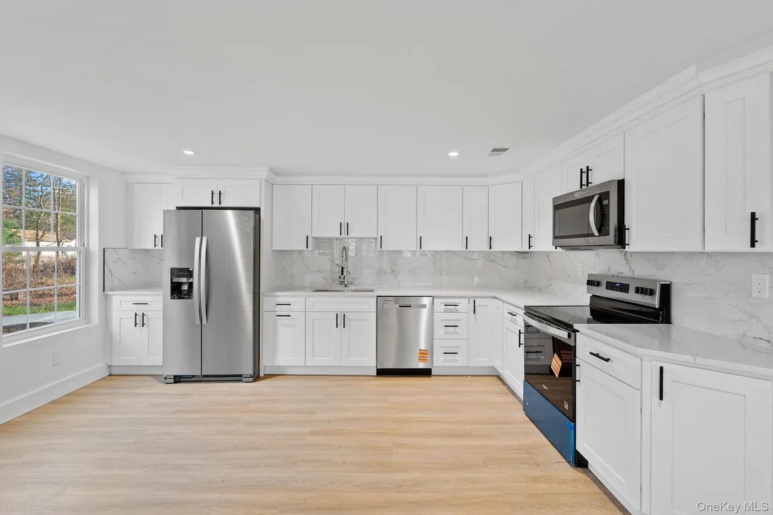 Photo of 39 Overland Drive