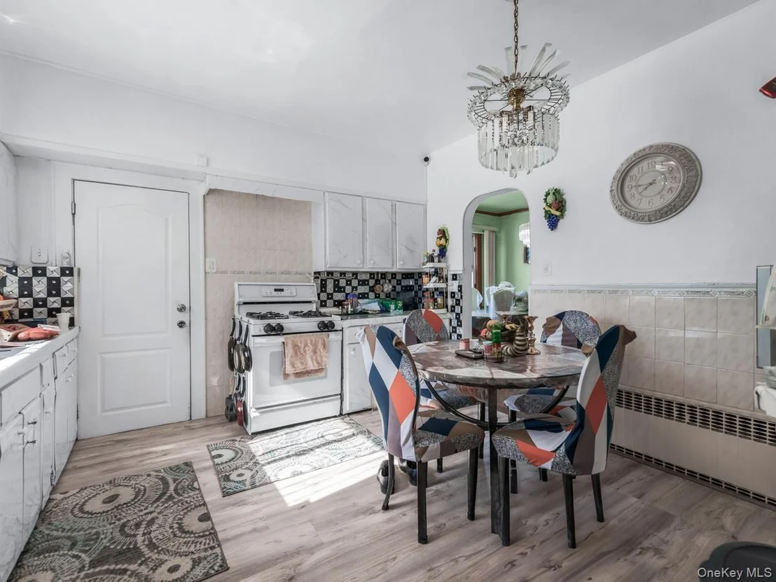 Photo of 2721 Coldspring Road