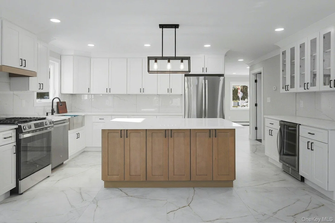 Photo of 73 Wolcott Road